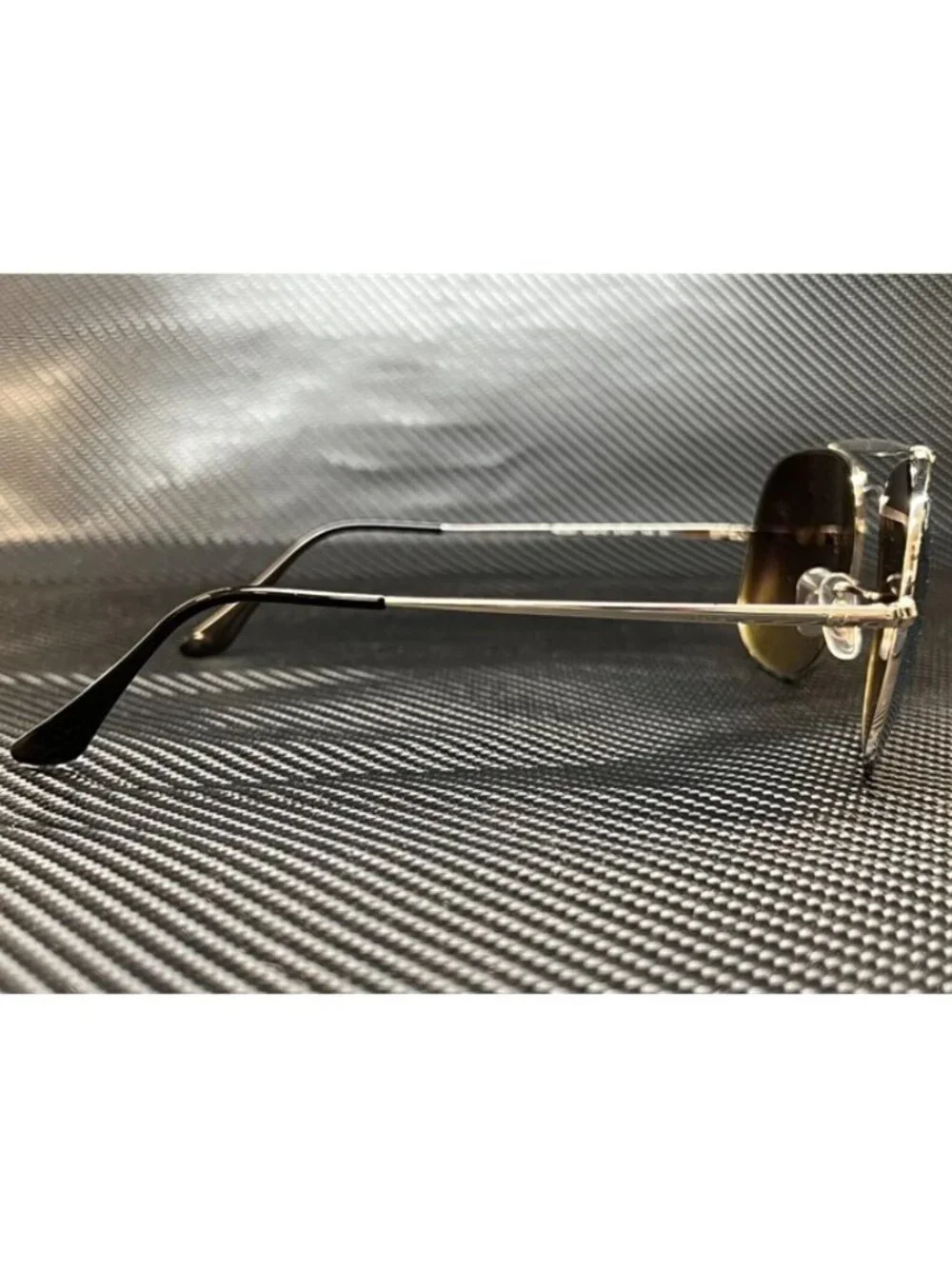 New Ray Ban Men  Silver Sunglasses  57- 17- 145